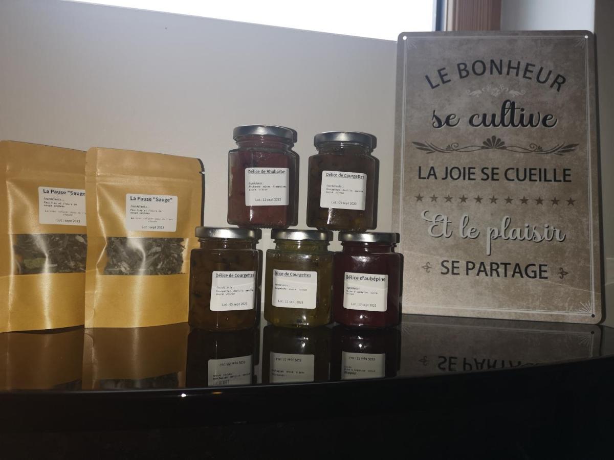 La Pause Bed & Breakfast Surville  Eksteriør bilde