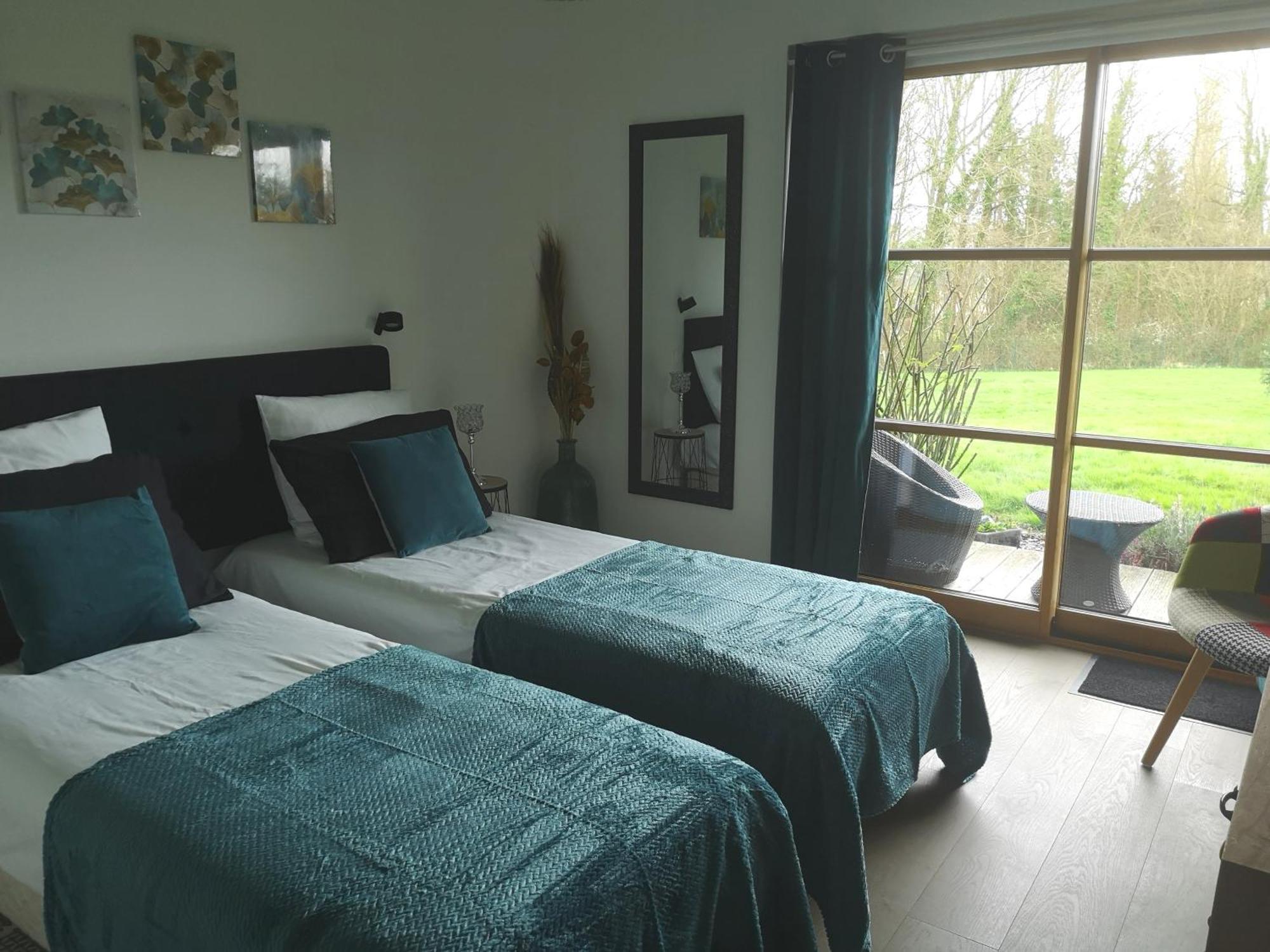 La Pause Bed & Breakfast Surville  Eksteriør bilde