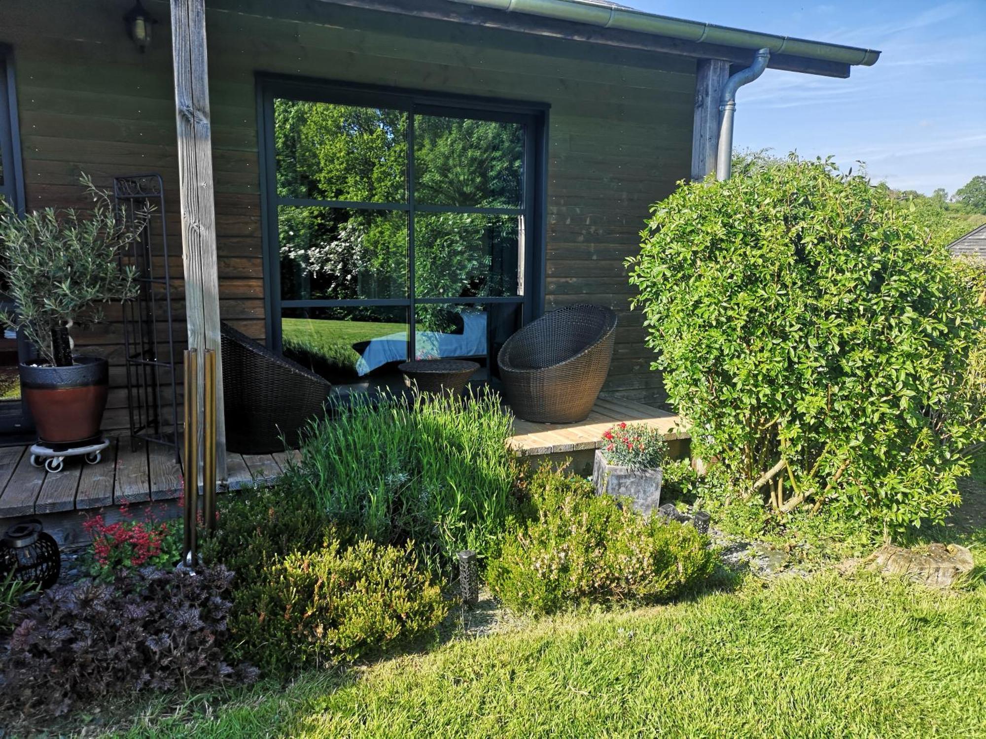 La Pause Bed & Breakfast Surville  Eksteriør bilde